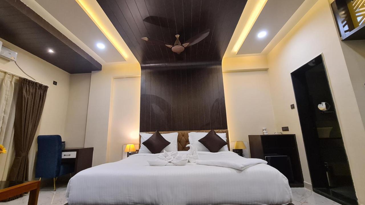 Hotel Eden カルワル エクステリア 写真