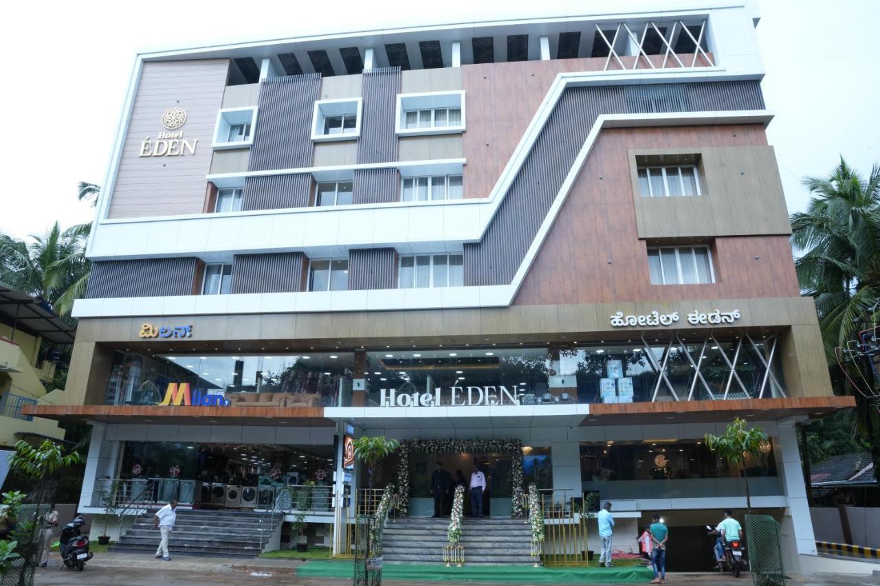 Hotel Eden カルワル エクステリア 写真