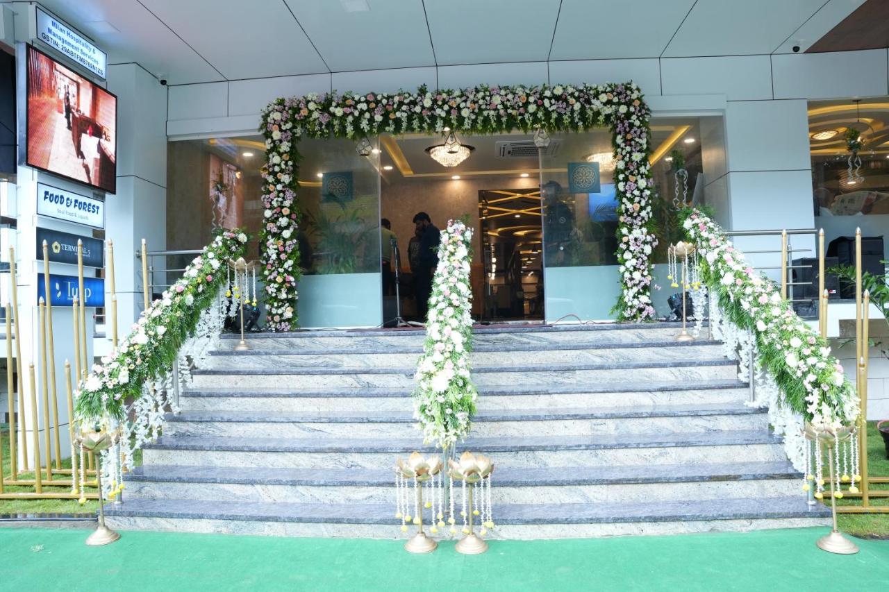 Hotel Eden カルワル エクステリア 写真