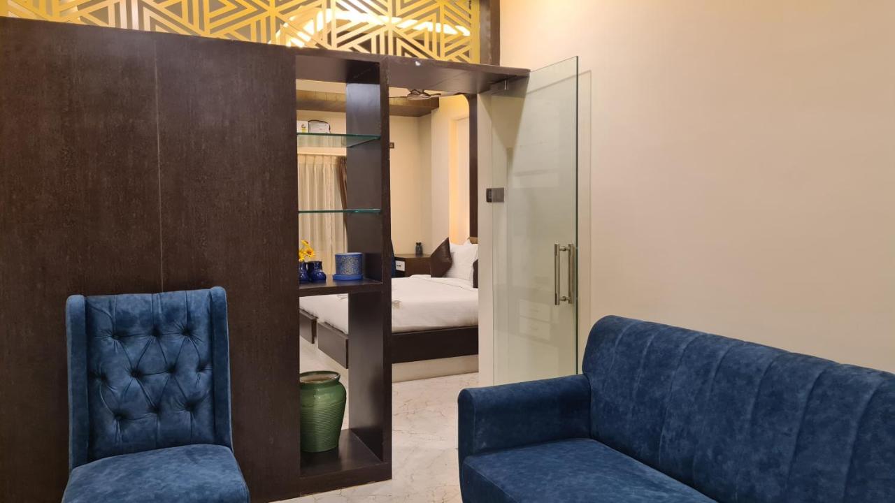 Hotel Eden カルワル エクステリア 写真