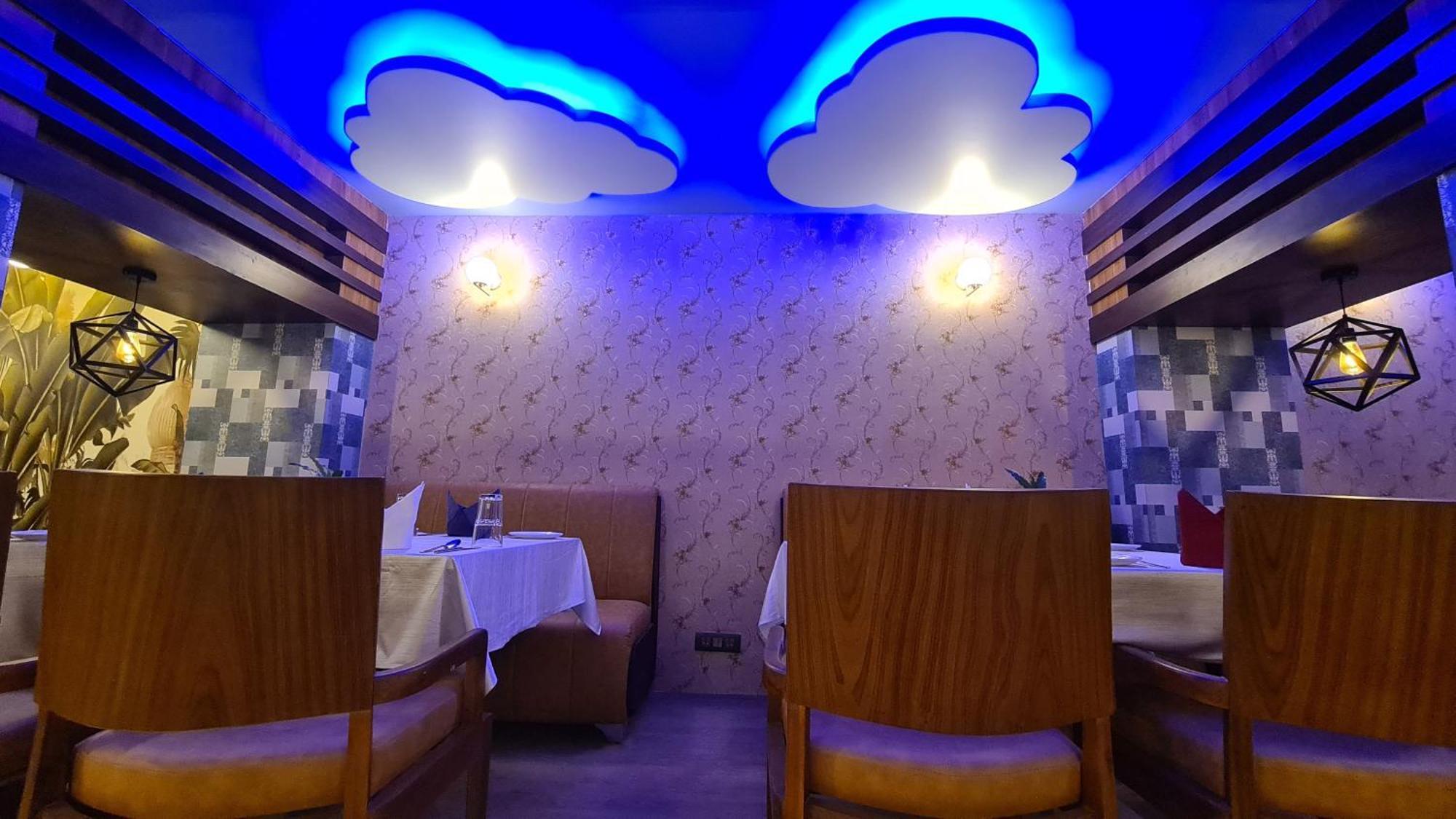 Hotel Eden カルワル エクステリア 写真